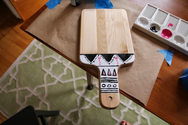 Tribal Cutting Board DIY