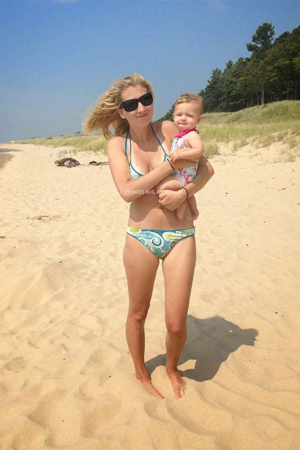 what to bring to the beach for your baby | beach checklist for kids - Beach Essentials for Baby & Kids: How to Not Lose Your Mind or Feel Like a Sherpa by popular mom blogger DIY Decor Mom