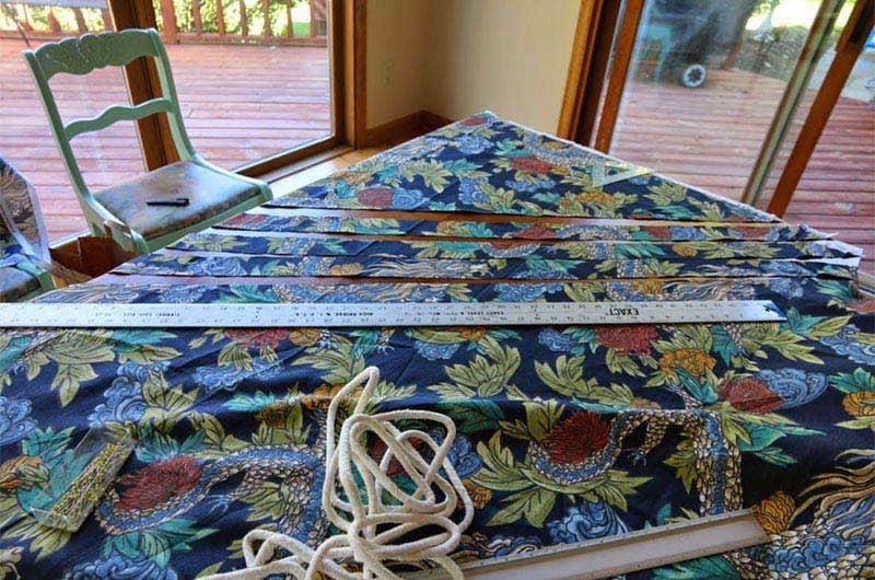 Chiang Mai Look Alike Ottoman DIY - Chiang Mai Look Alike DIY Ottoman by popular home decor blogger DIY Decor Mom