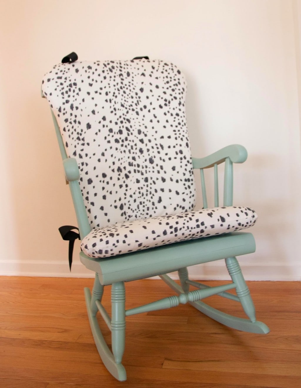 DIY Upholstered Rocking Chair Home Decor DIY Decor Mom
