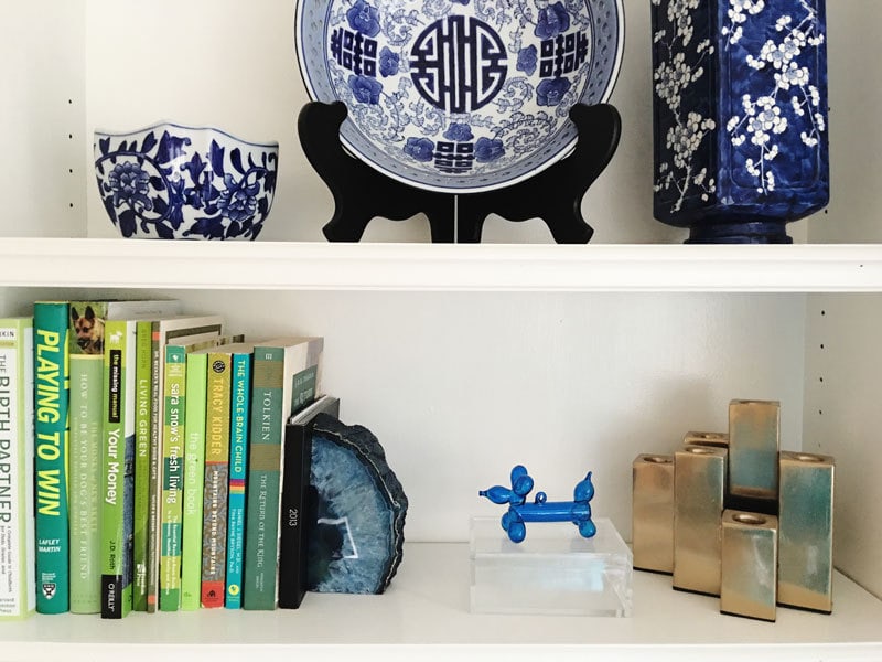 how-to-style-a-bookshelf-5