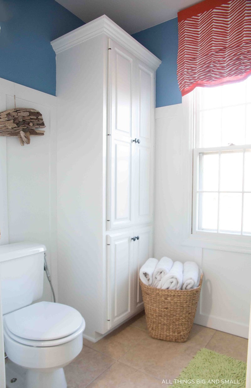 bathroom decorating ideas--DIY bathroom makeover