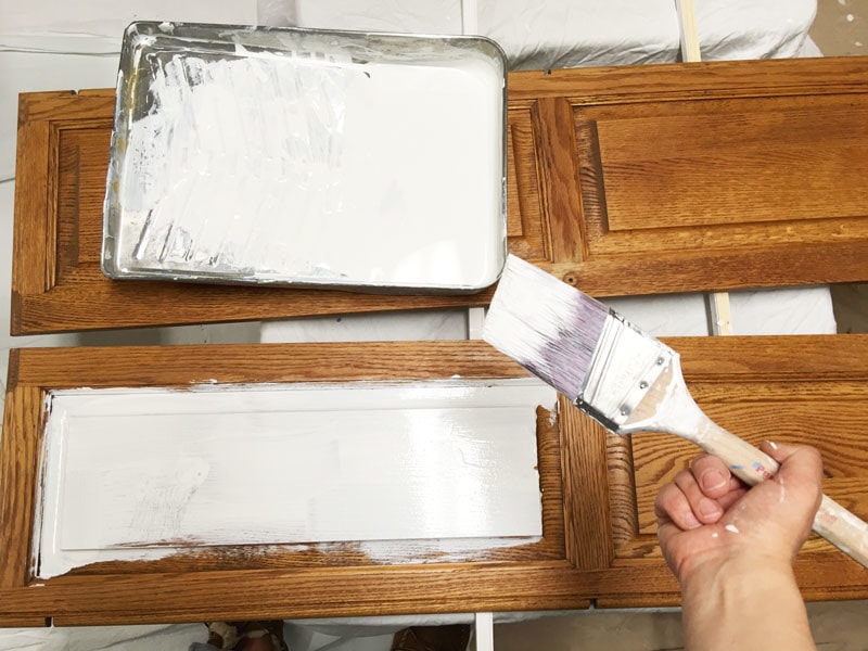 how to paint cabinets using Benjamin Moore cabinet paint Advance