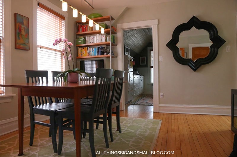 Benjamin Moore November Rain living room on walls with woodwork- best gray paint colors