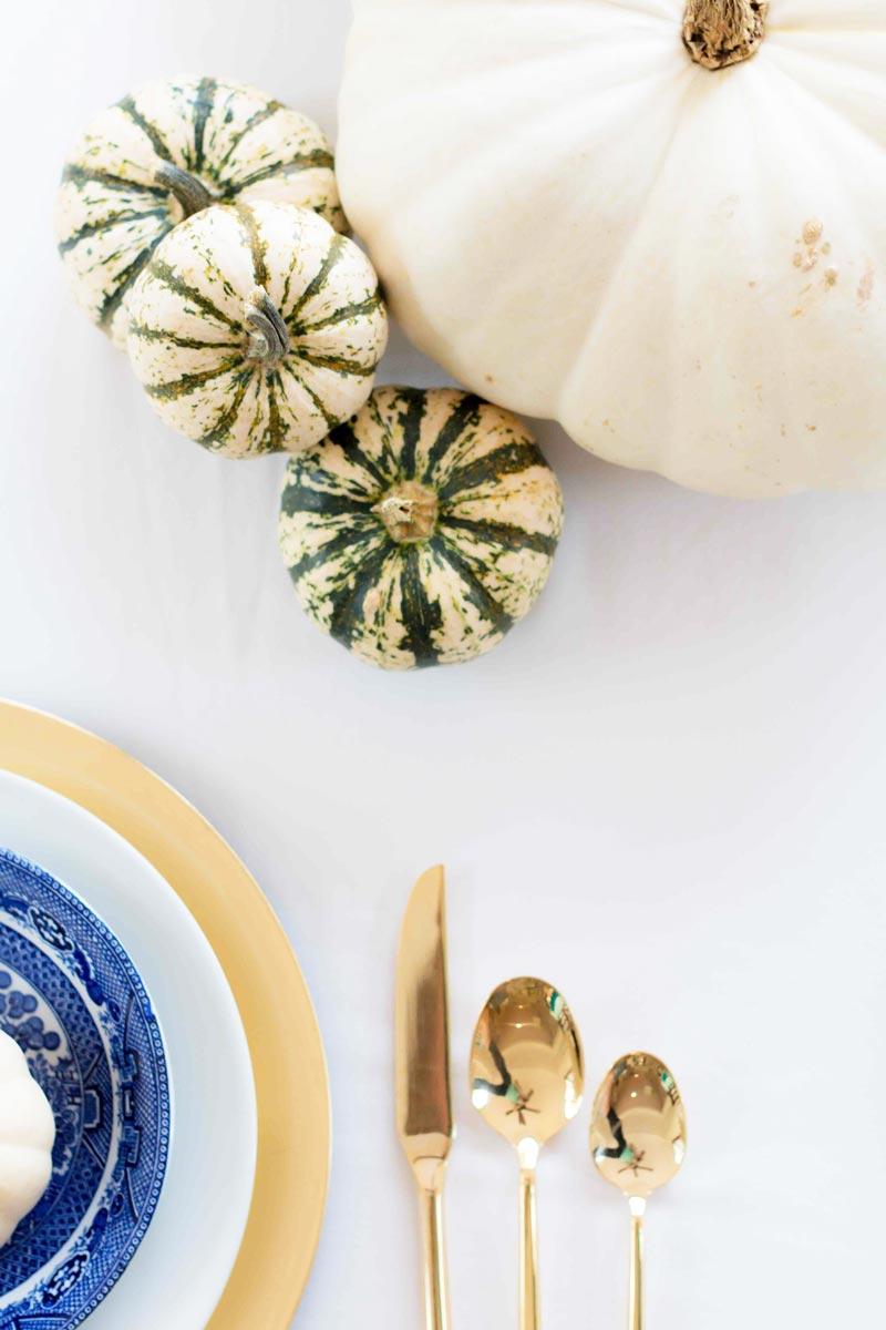 FALL TABLESCAPE | love this easy and beautiful thanksgiving tablescape for busy mamas! ALL THINGS BIG AND SMALL BLOG