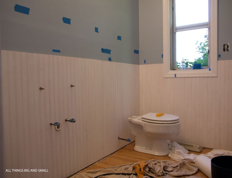 beadboard walls in bathroom primed