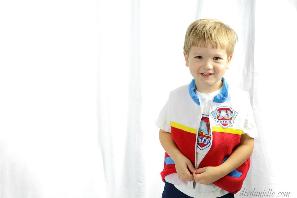 diy kids costume- halloween paw patrol