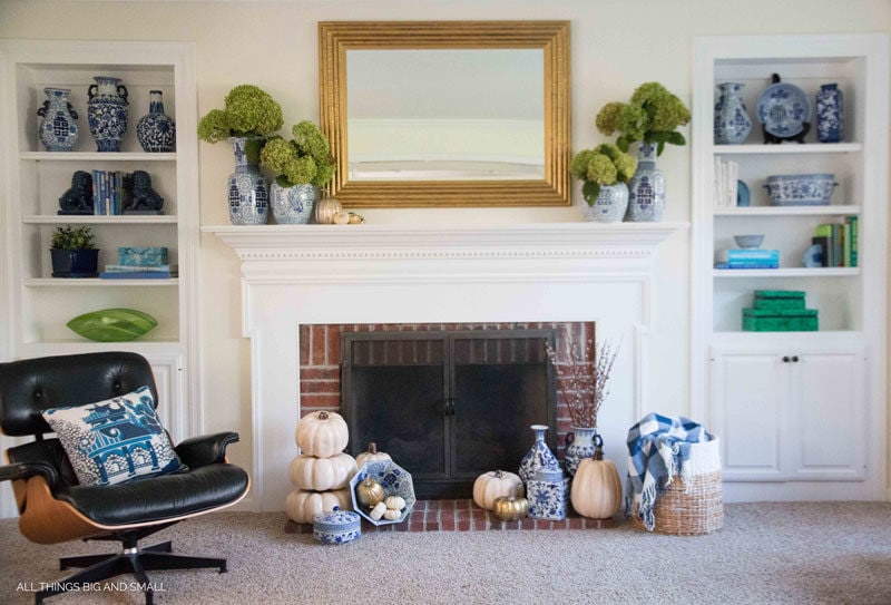 Elegant Halloween Mantel