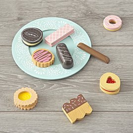 sych cute wooden play food for a kids play kitchen - Wooden Play Food by popular style blog DIY Decor Mom