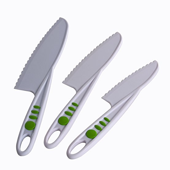 kid friendly kids cooking utensils--great kids kitchen utensils for safely cutting vegetables - Kids Cooking Utensils: The Best Tools for Getting Kids Helping in the Kitchen by popular mom blogger DIY Decor Mom