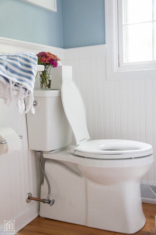 easy bathroom cleaning tips