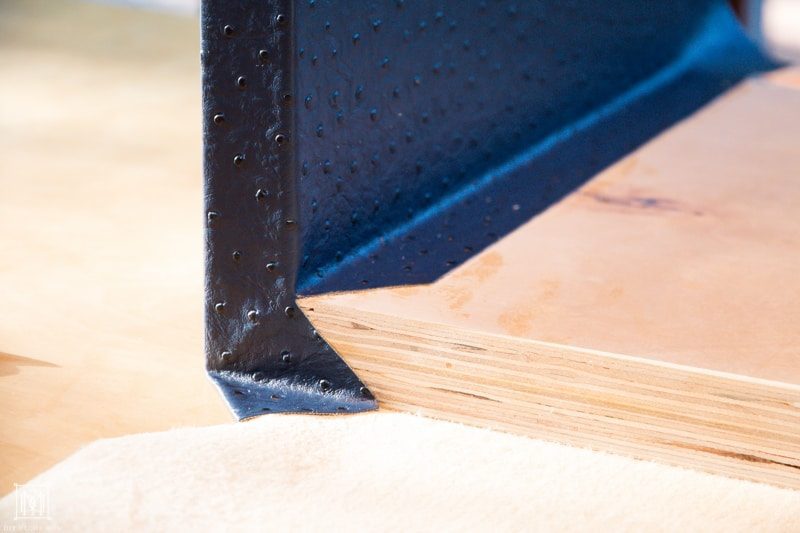 corner of plywood console table