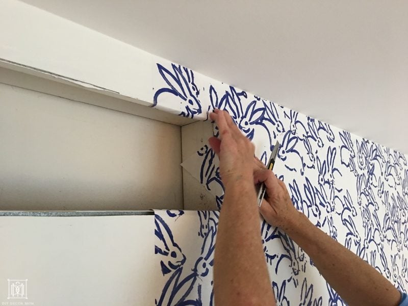 how to wallpaper around vents