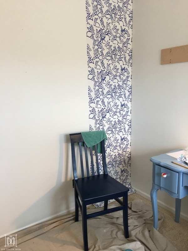 how to start hanging wallpaper