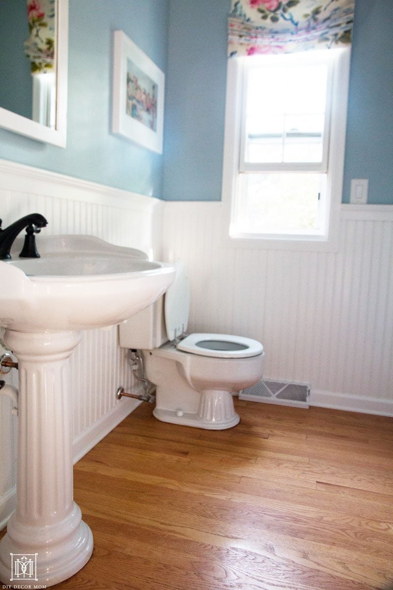 Small Bathrooms With Pedestal Sinks Zef Jam