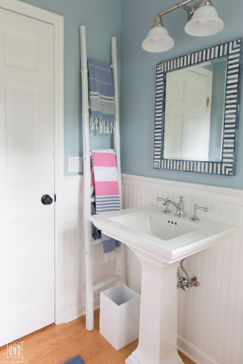 things to make a small bathroom look big