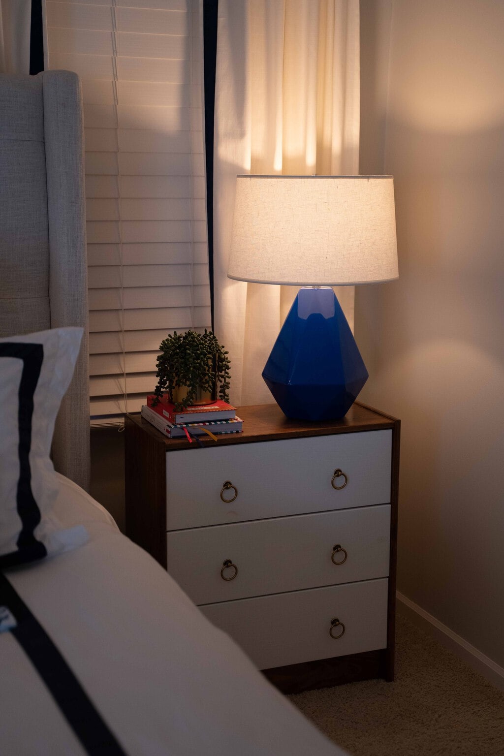 9 Relaxing Bedroom Ideas Genius Ideas for Instant Ambiance DIY Decor Mom