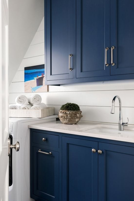 Sherwin Williams Naval Navy Blue Paint Color Of The Year Diy Decor Mom - Navy Paint Colors For Kitchen Cabinets Sherwin Williams Naval Navy Blue Paint Color Of The Year Diy Decor Mom - Navy Paint Colors For Kitchen Cabinets
