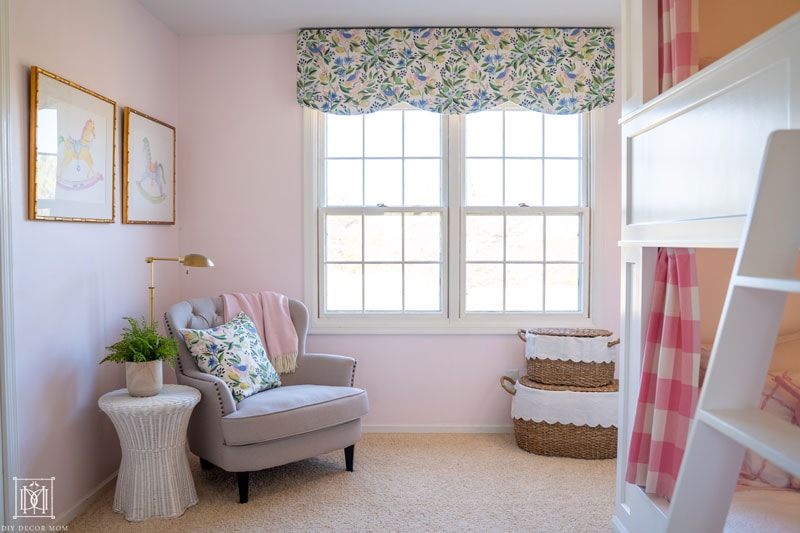 scalloped diy window valance and cornice box in pink girls bedroom with lovely decorative scalloped baskets