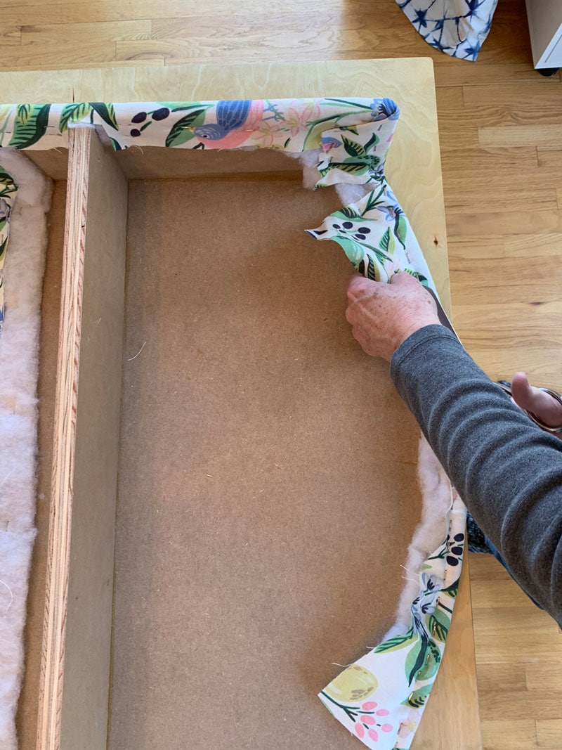 how to make a scalloped cornice board