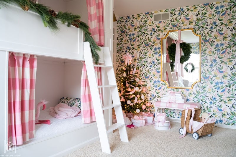 christmas bunk beds with garlands