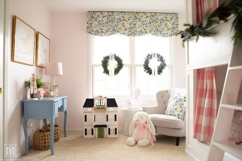 girls bedroom christmas decorations