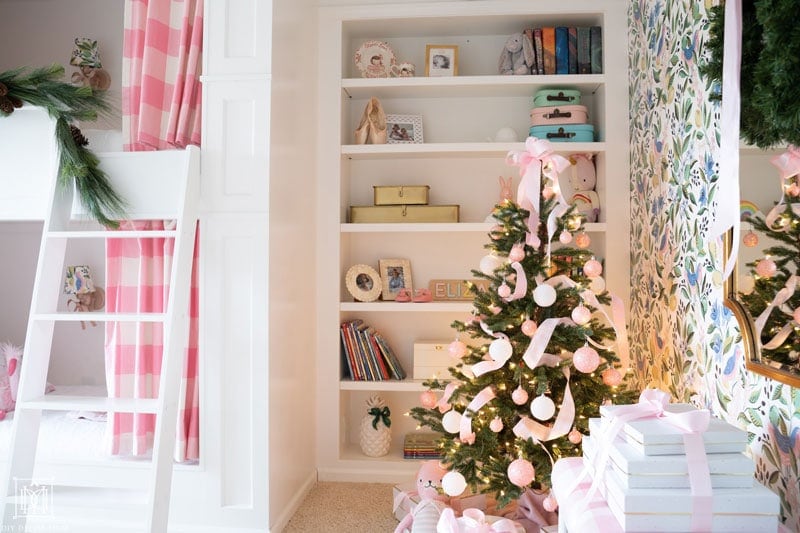 girls built-in bunk beds and bookcases decorated christmas